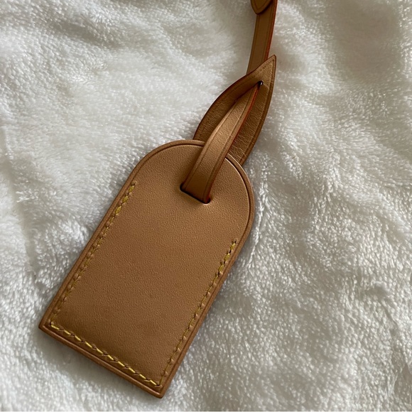 Louis Vuitton Heat Stamped Tag - Picture 3 of 8